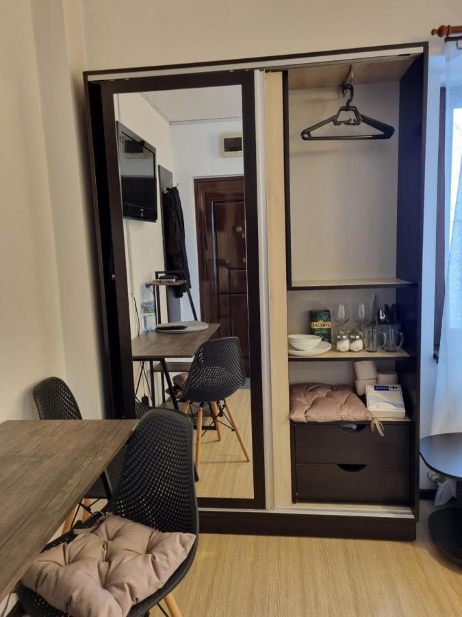 Central & Comfy, Peaceful Apt In Iasi Extérieur photo